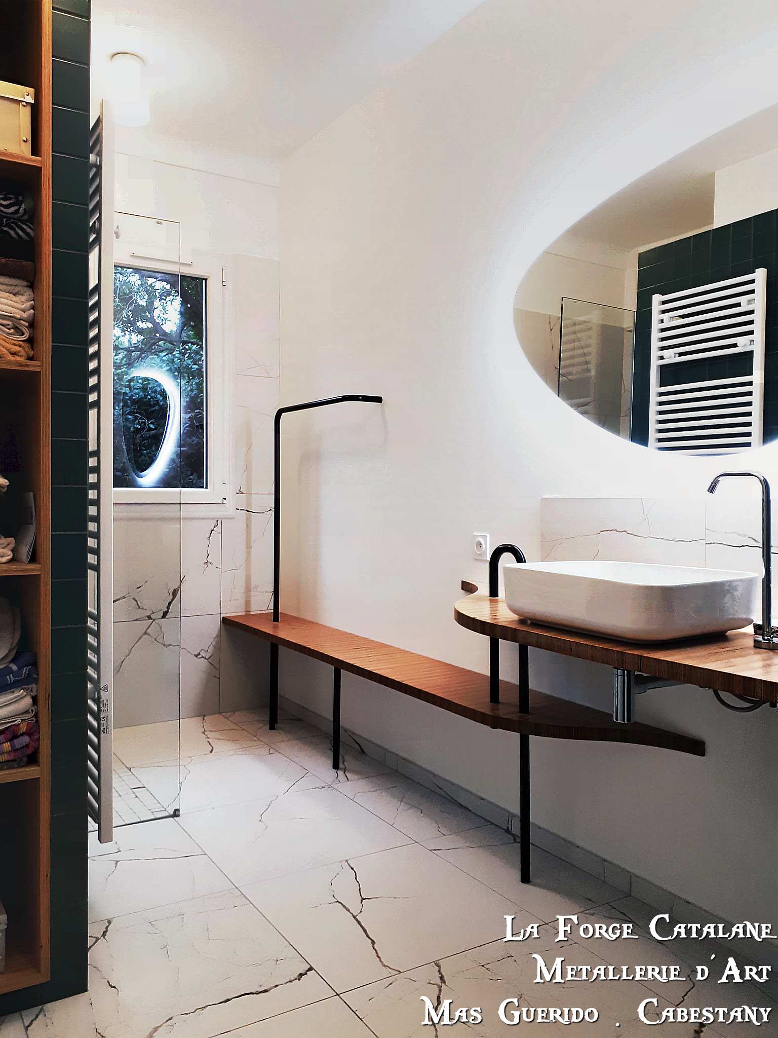 etagere  pietement en fer porte serviettes forge catalane.jpg